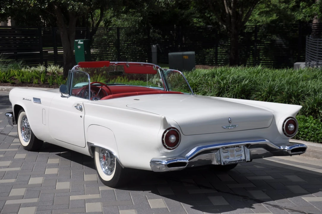 1957 Ford Thunderbird 1st Gen - Image 11 of 31