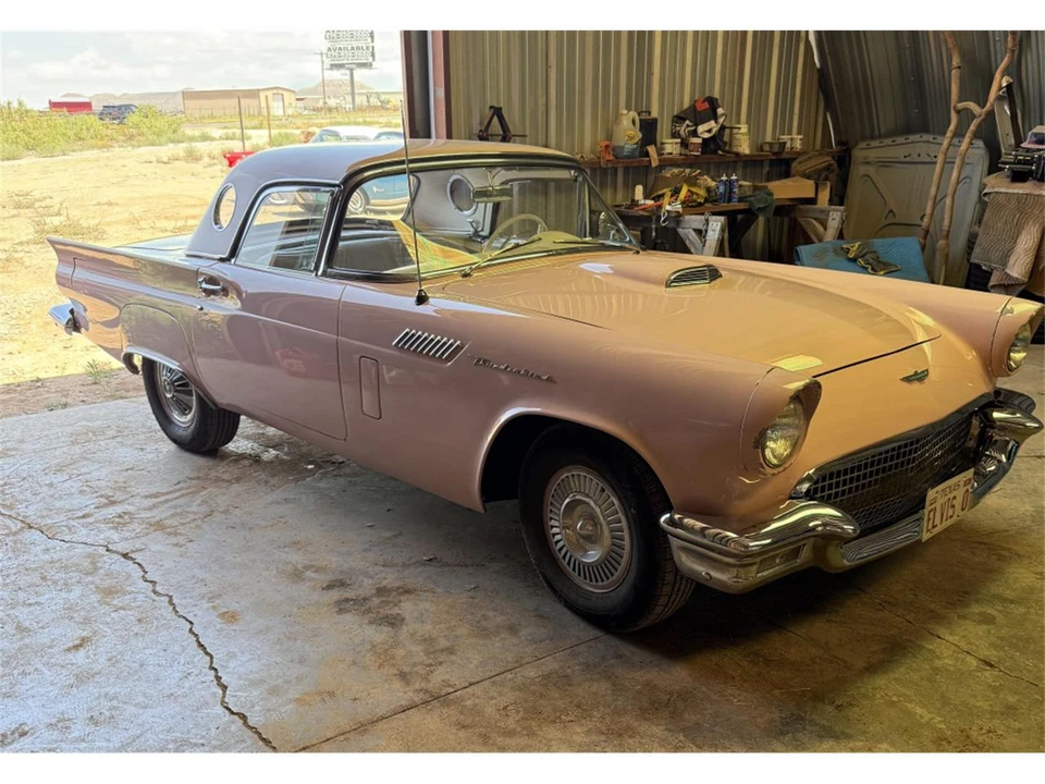 1957 Ford Thunderbird 1st Gen - Image 9 of 10