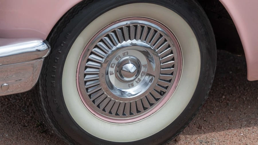 1957 Ford Thunderbird 1st Gen - Image 18 of 27