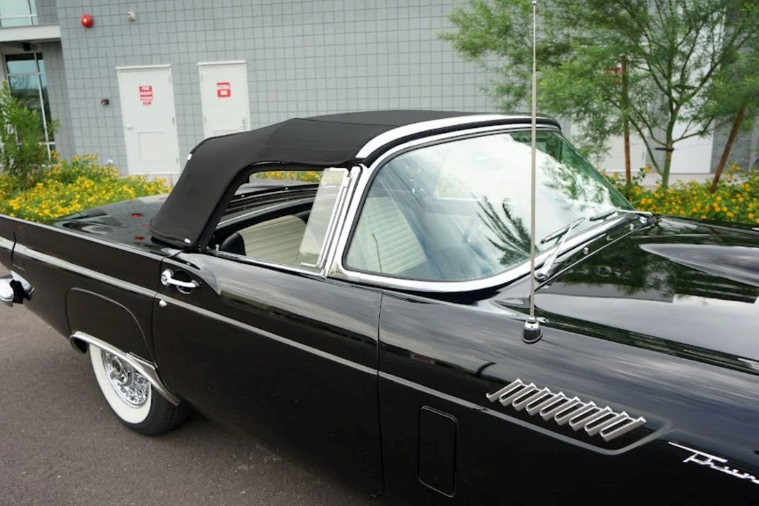 1957 Ford Thunderbird 1st Gen - Image 11 of 31