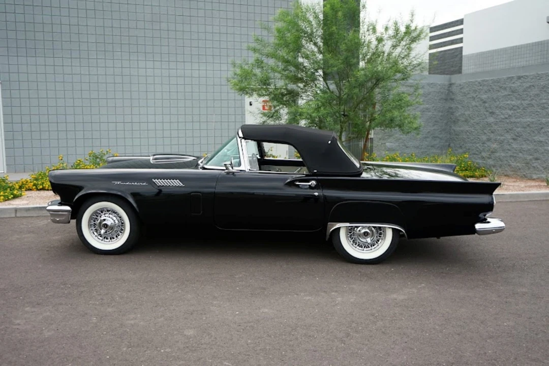 1957 Ford Thunderbird 1st Gen - Image 4 of 31