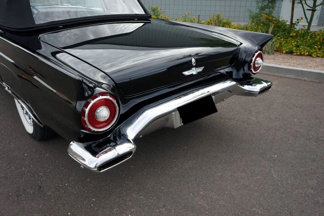 1957 Ford Thunderbird 1st Gen - Image 14 of 31