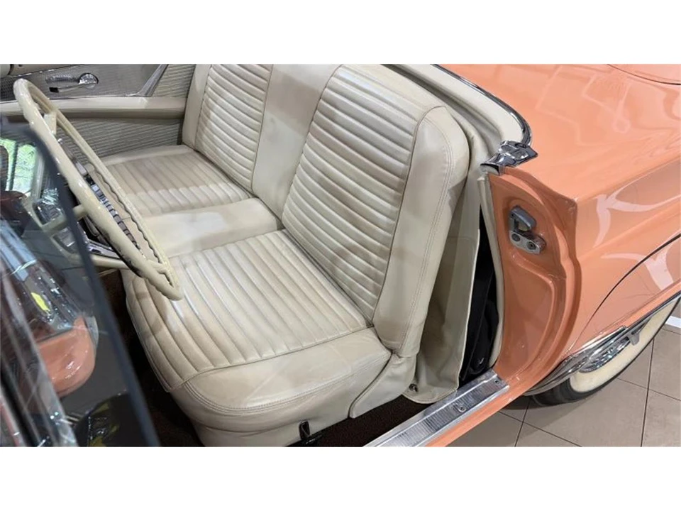 1957 Ford Thunderbird 1st Gen - Image 28 of 31