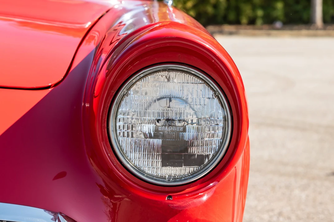 1957 Ford Thunderbird 1st Gen - Image 26 of 31