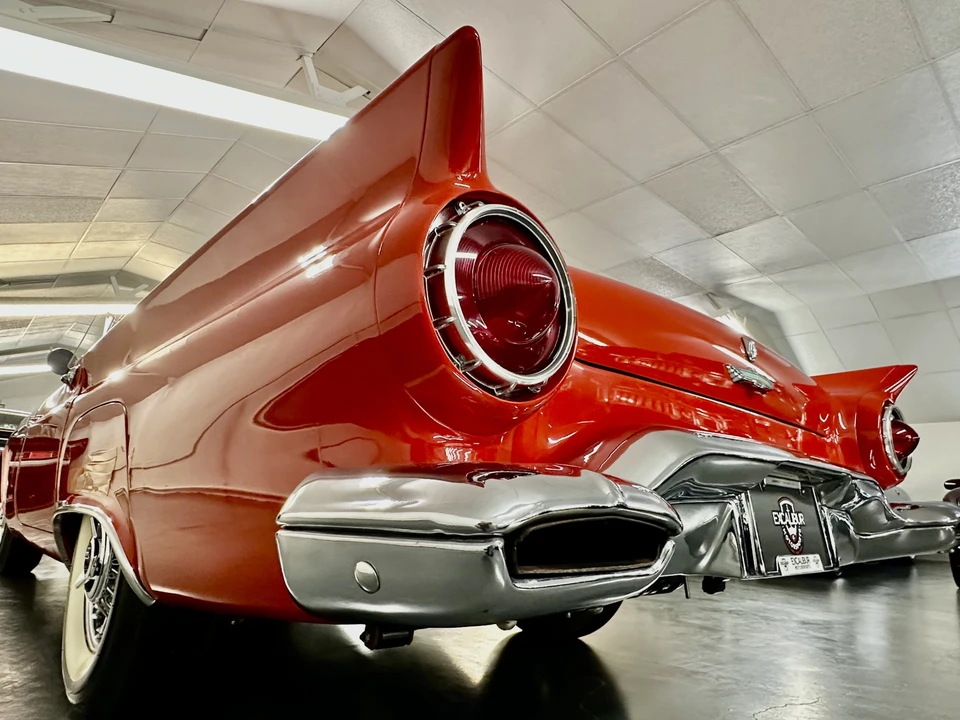 1957 Ford Thunderbird 1st Gen - Image 22 of 31
