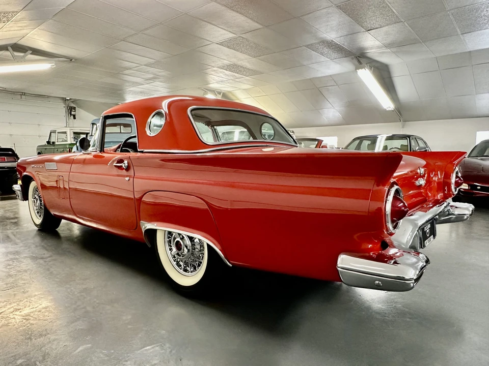 1957 Ford Thunderbird 1st Gen - Image 23 of 31