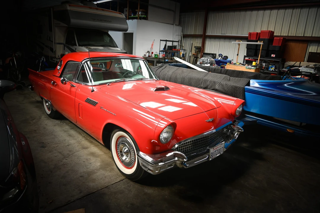1957 Ford Thunderbird 1st Gen - Image 17 of 31