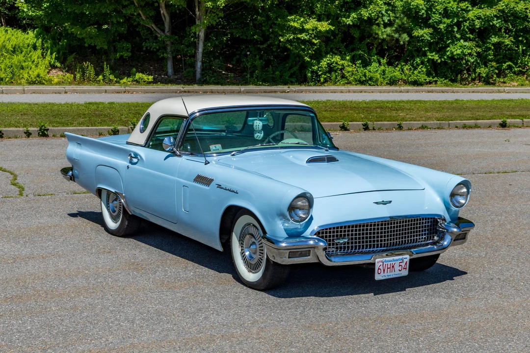 1957 Ford Thunderbird 1st Gen - Image 18 of 31
