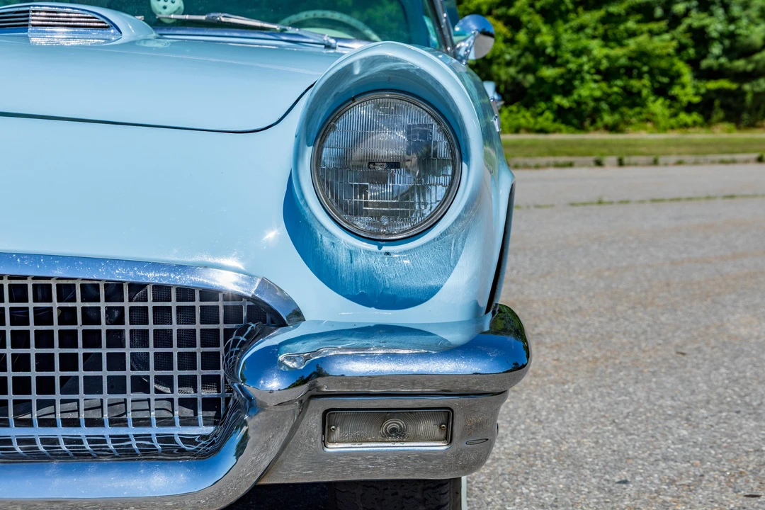 1957 Ford Thunderbird 1st Gen - Image 20 of 31