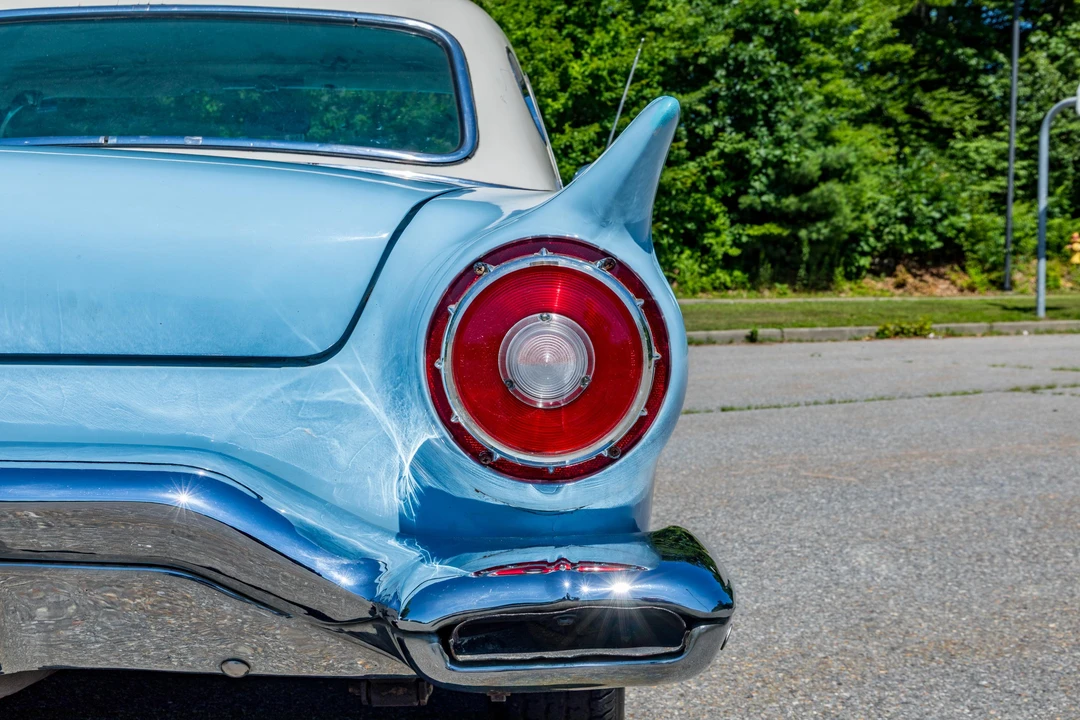 1957 Ford Thunderbird 1st Gen - Image 22 of 31