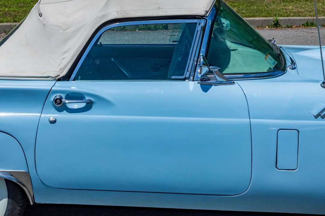 1957 Ford Thunderbird 1st Gen - Image 23 of 31
