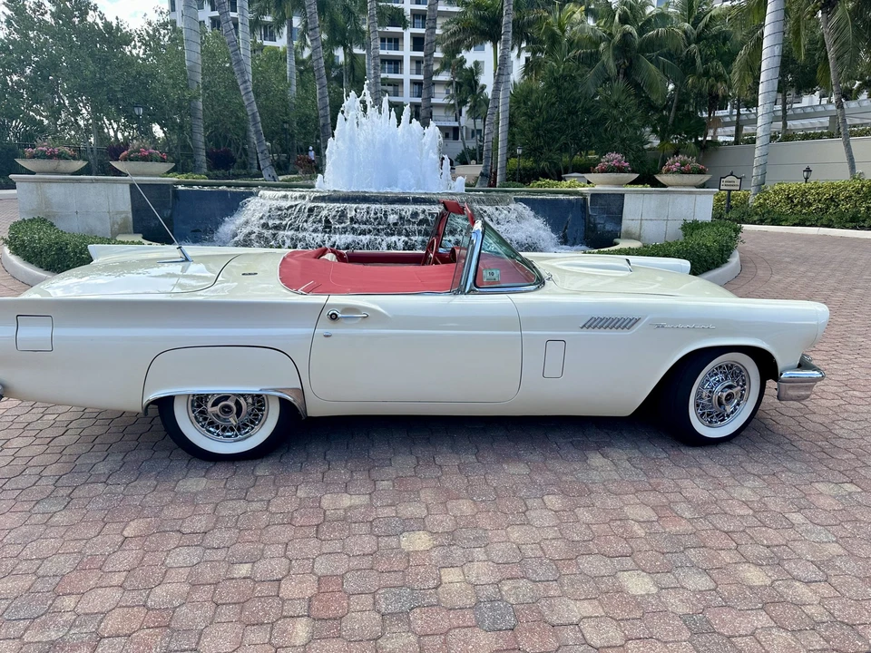1957 Ford Thunderbird 1st Gen - Image 11 of 31