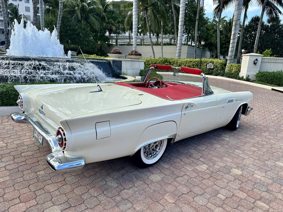 1957 Ford Thunderbird 1st Gen - Image 13 of 31