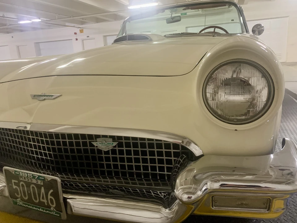 1957 Ford Thunderbird 1st Gen - Image 30 of 31