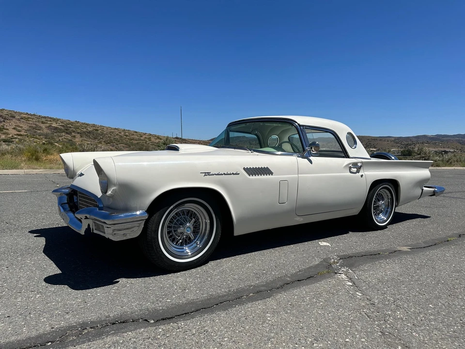 1957 Ford Thunderbird 1st Gen - Image 2 of 31