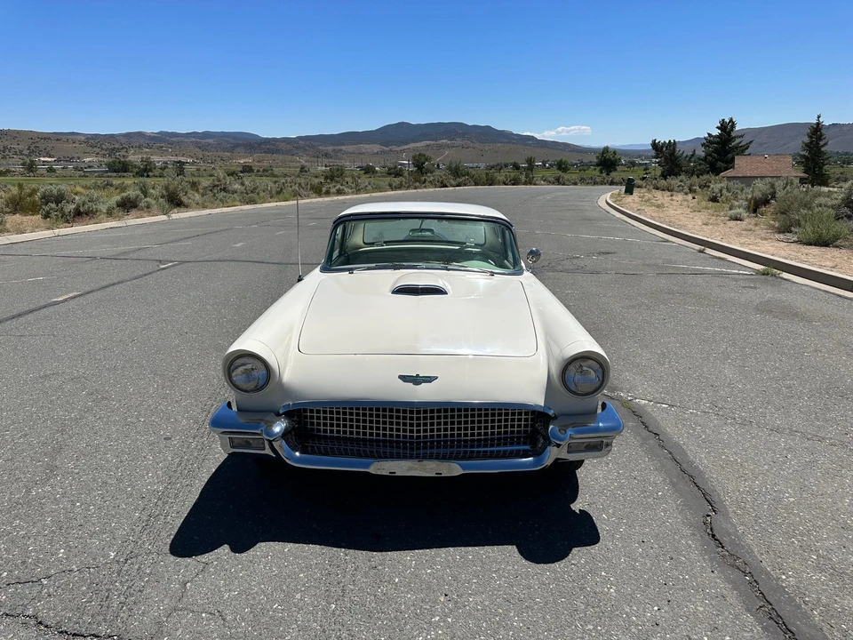 1957 Ford Thunderbird 1st Gen - Image 3 of 31