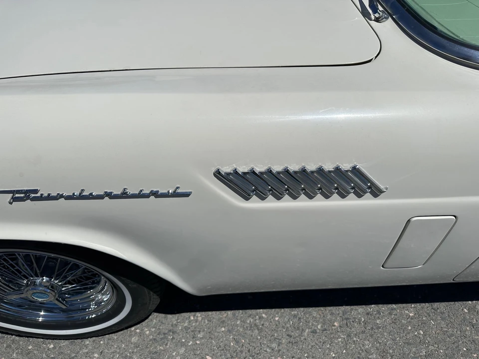 1957 Ford Thunderbird 1st Gen - Image 28 of 31