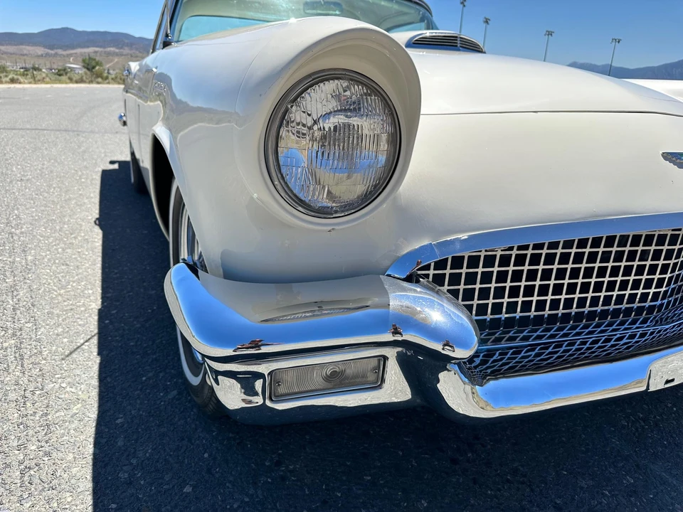 1957 Ford Thunderbird 1st Gen - Image 20 of 31