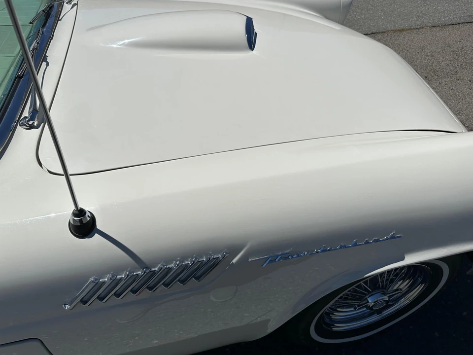 1957 Ford Thunderbird 1st Gen - Image 27 of 31
