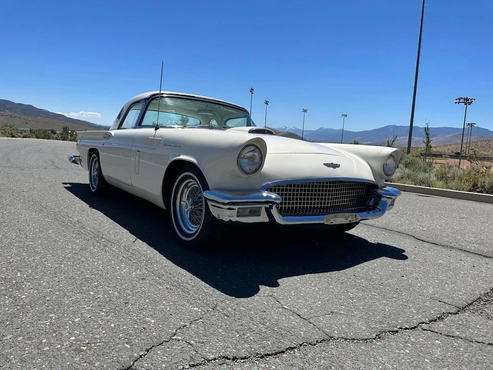 1957 Ford Thunderbird 1st Gen - Image 6 of 31