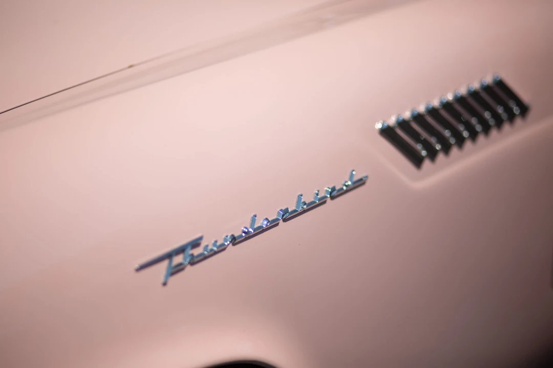 1957 Ford Thunderbird 1st Gen - Image 27 of 31