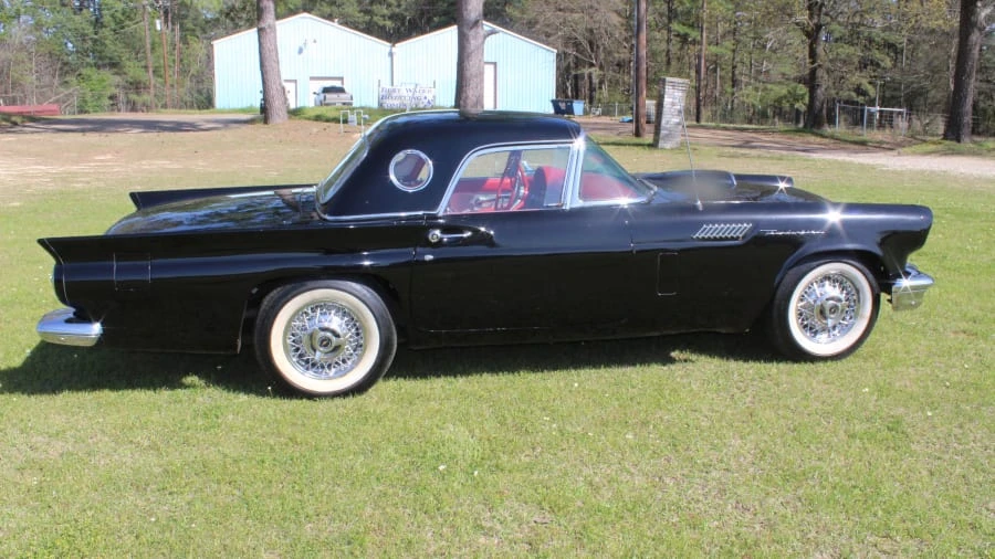 1957 Ford Thunderbird 1st Gen - Image 2 of 9