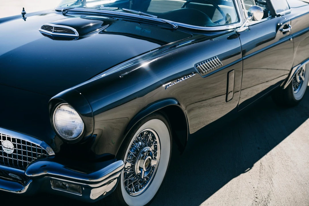 1957 Ford Thunderbird 1st Gen - Image 19 of 31