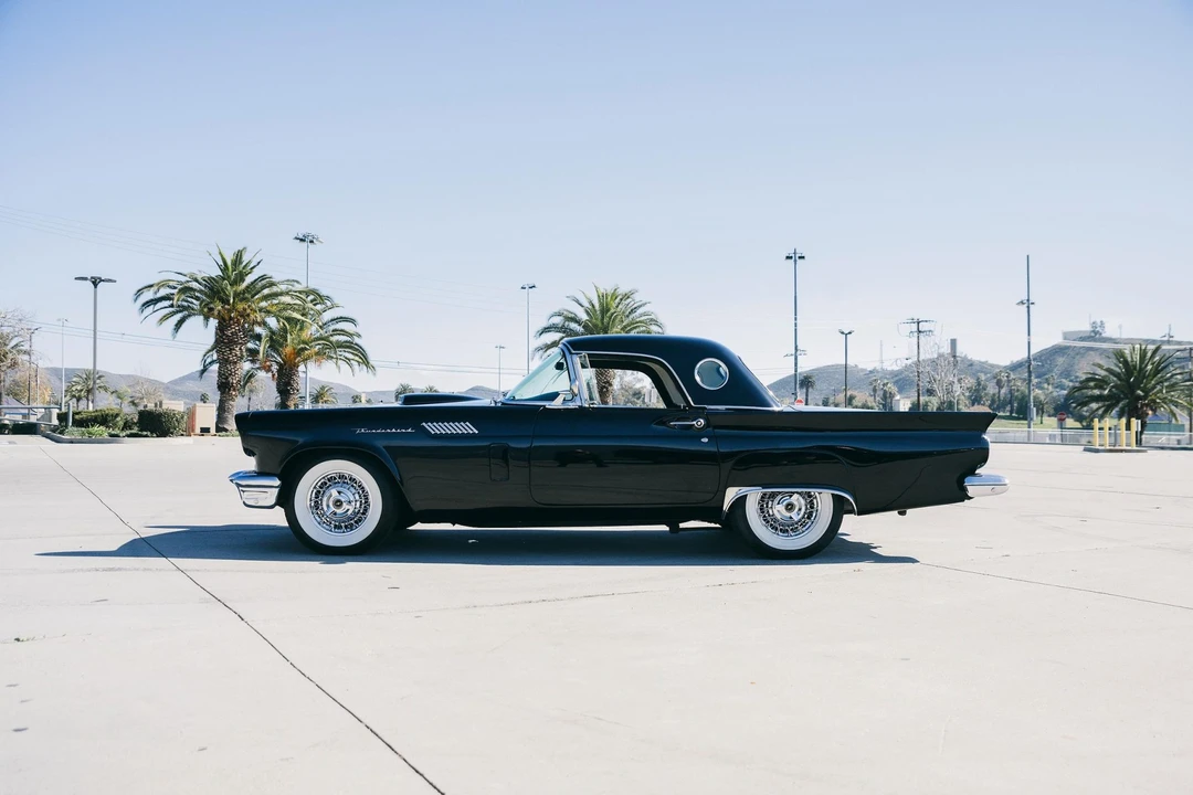 1957 Ford Thunderbird 1st Gen - Image 4 of 31