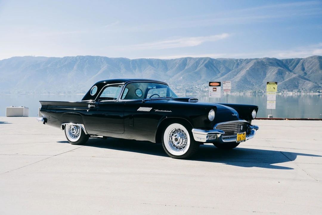 1957 Ford Thunderbird 1st Gen - Image 9 of 31
