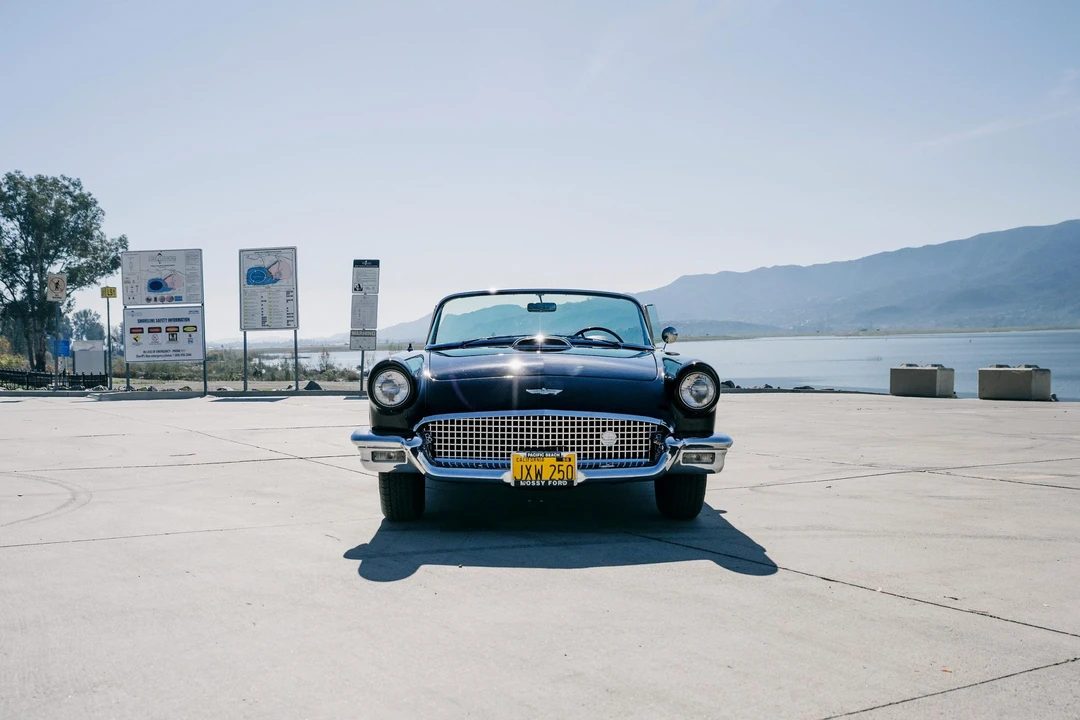 1957 Ford Thunderbird 1st Gen - Image 10 of 31