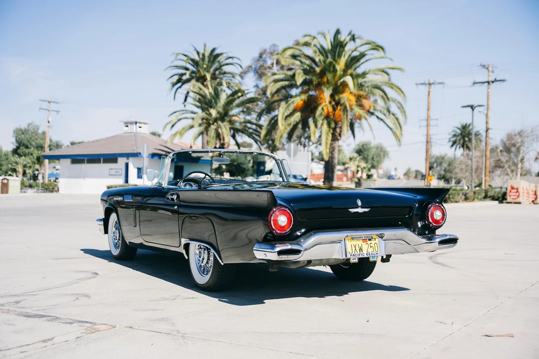 1957 Ford Thunderbird 1st Gen - Image 13 of 31