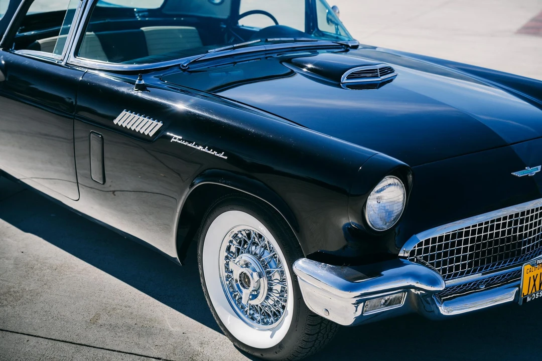 1957 Ford Thunderbird 1st Gen - Image 17 of 31