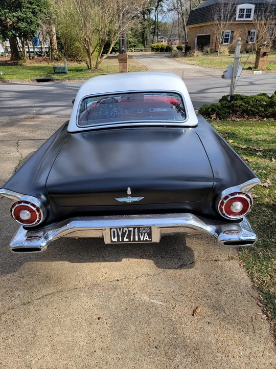 1957 Ford Thunderbird 1st Gen - Image 15 of 31