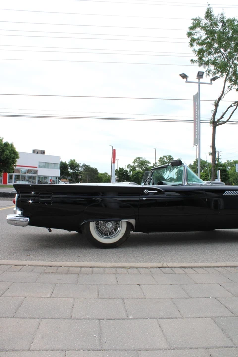 1957 Ford Thunderbird 1st Gen - Image 9 of 31