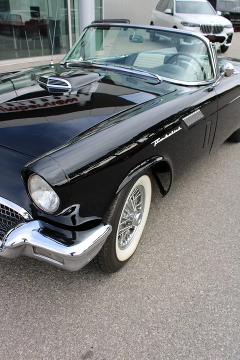 1957 Ford Thunderbird 1st Gen - Image 14 of 31
