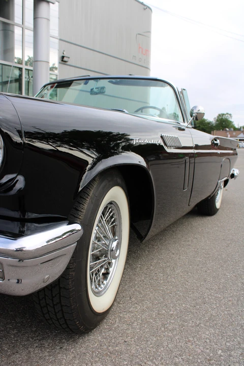 1957 Ford Thunderbird 1st Gen - Image 10 of 31