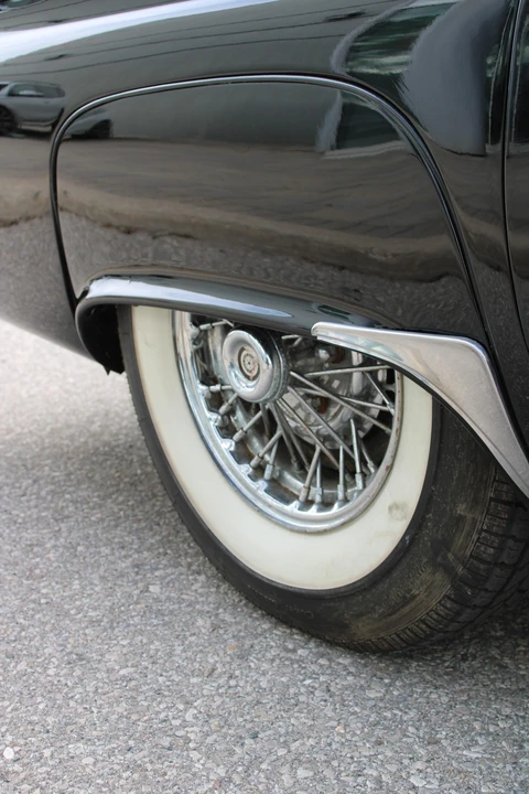 1957 Ford Thunderbird 1st Gen - Image 30 of 31