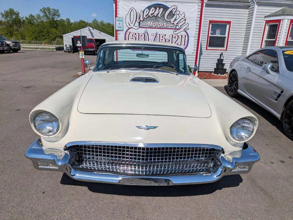 1957 Ford Thunderbird 1st Gen - Image 7 of 24
