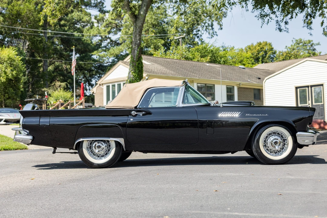 1957 Ford Thunderbird 1st Gen - Image 12 of 31