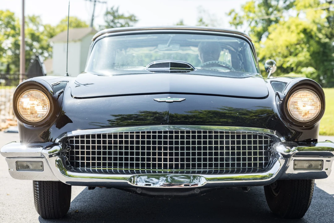 1957 Ford Thunderbird 1st Gen - Image 18 of 31