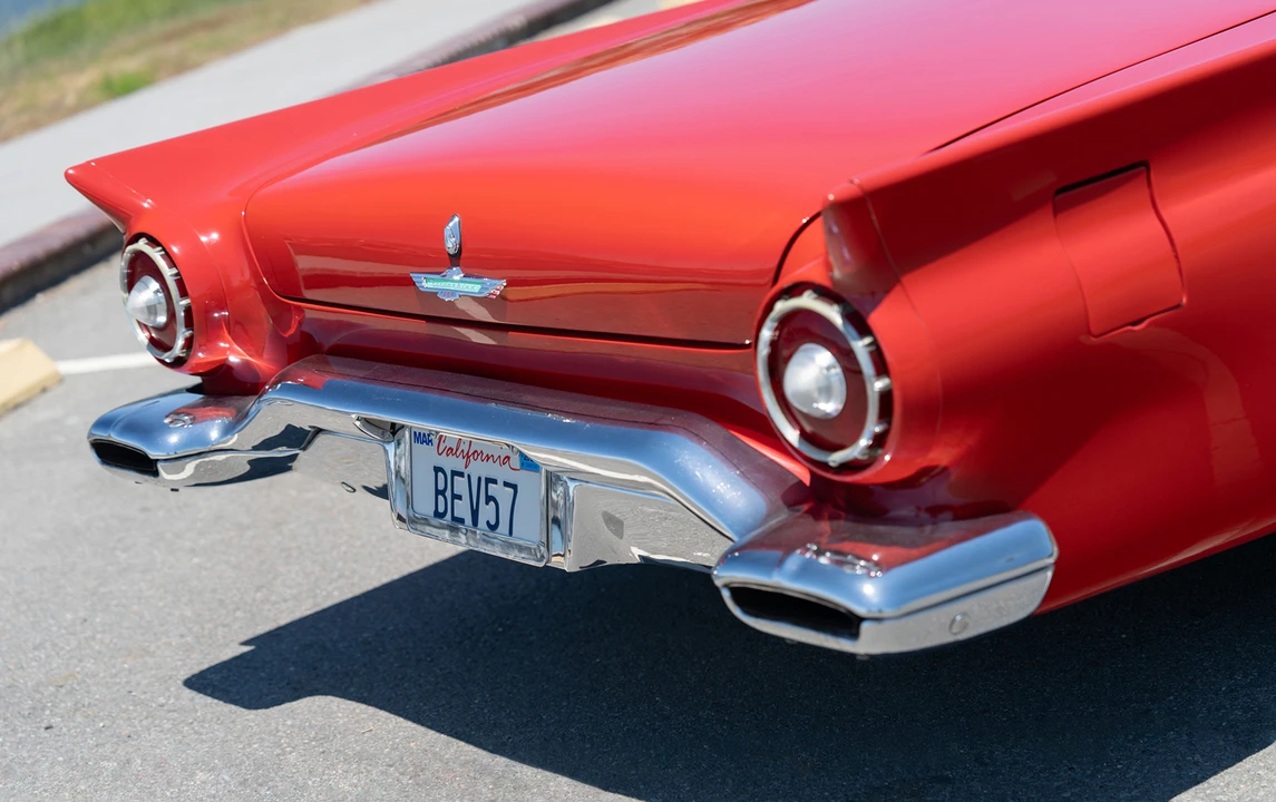 1957 Ford Thunderbird 1st Gen - Image 19 of 20