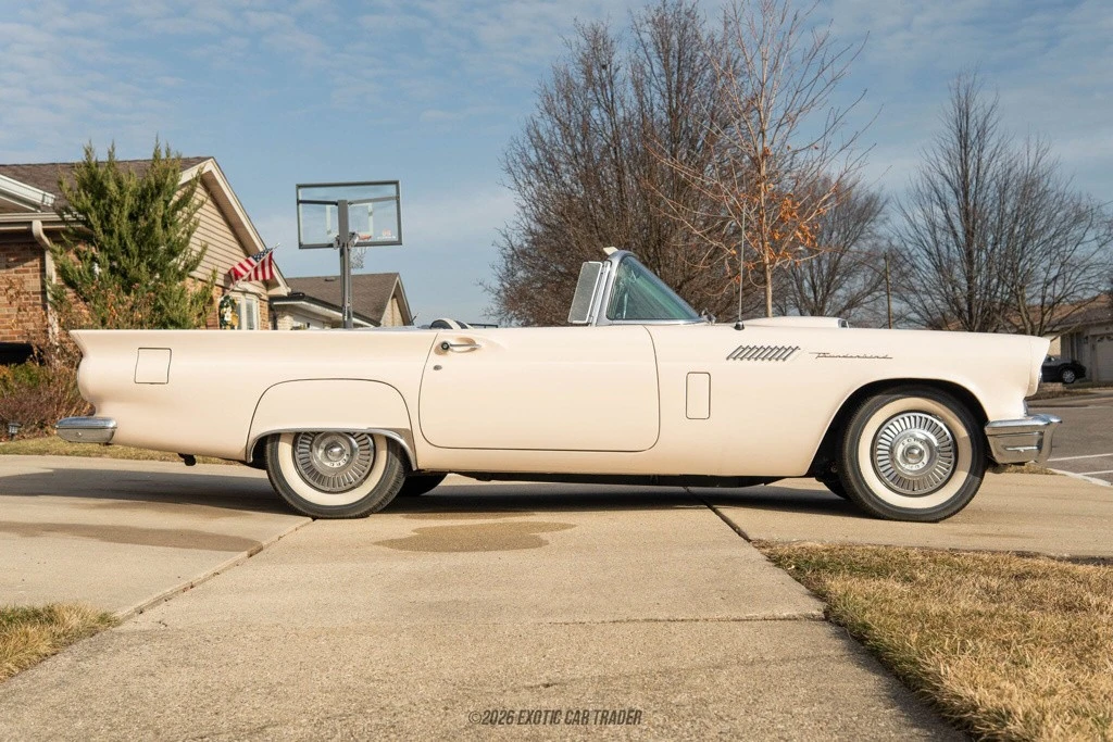 1957 Ford Thunderbird 1st Gen - Image 9 of 12