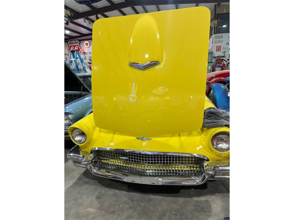 1957 Ford Thunderbird 1st Gen - Image 12 of 14