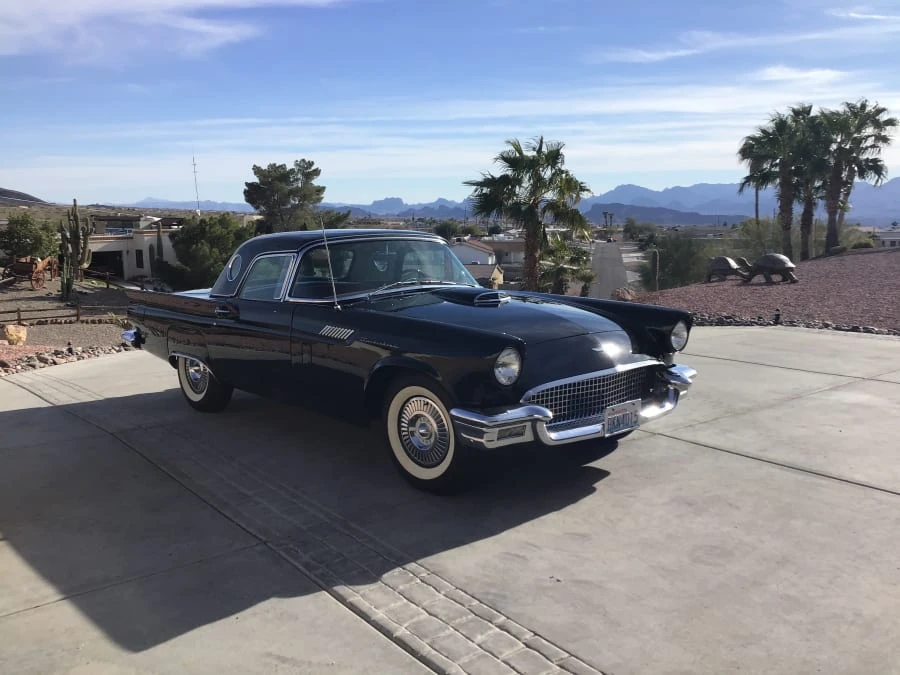 1957 Ford Thunderbird 1st Gen - Image 8 of 8