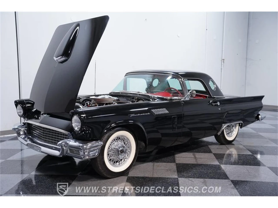 1957 Ford Thunderbird 1st Gen - Image 25 of 31