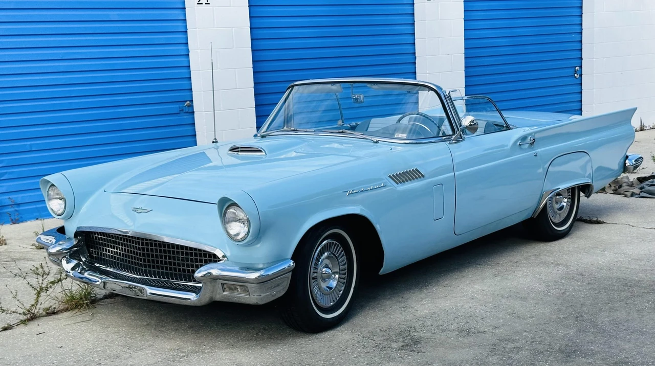 1957 Ford Thunderbird 1st Gen - Image 3 of 31