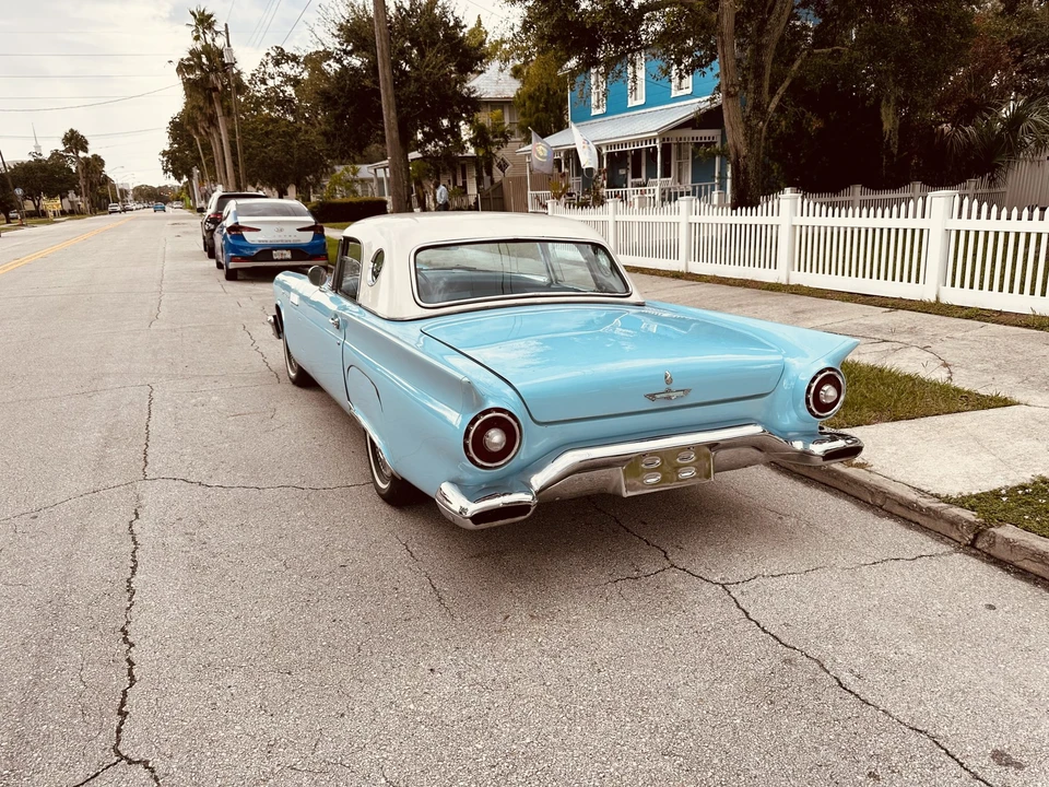1957 Ford Thunderbird 1st Gen - Image 23 of 31