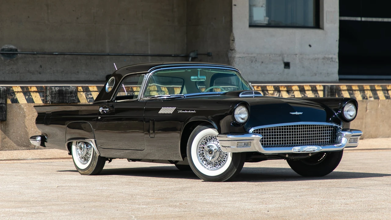 1957 Ford Thunderbird 1st Gen - Image 15 of 15
