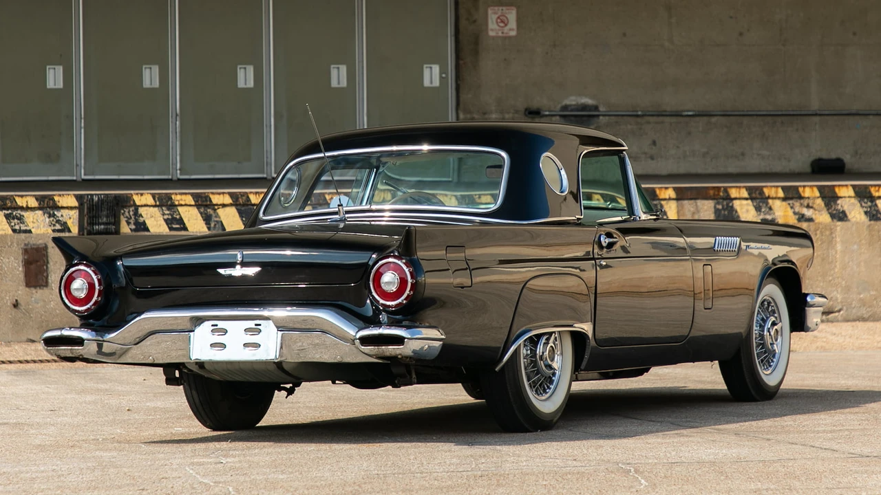 1957 Ford Thunderbird 1st Gen - Image 3 of 15