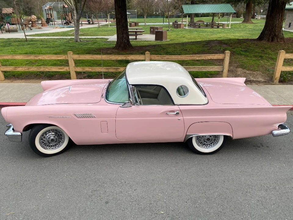 1957 Ford Thunderbird 1st Gen - Image 13 of 31